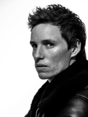 Eddie Redmayne by JuanKr for Esquire Spain // November 2020 фото №1279802