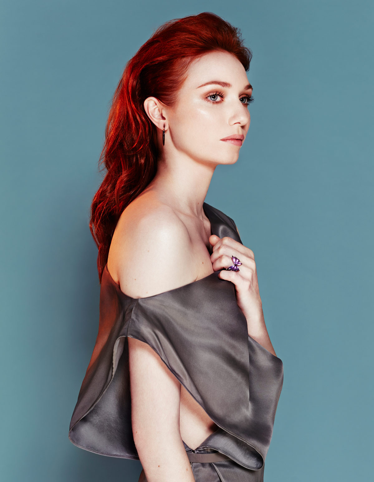 Элинор Томлинсон (Eleanor Tomlinson)