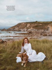 Eleanor Tomlinson – Photoshoot for Town & Country UK December 2018 фото №1118538