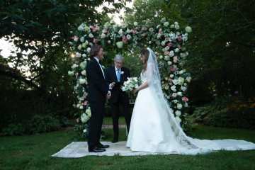 Elizabeth Gillies - Wedding in New Jersey by Emily Lipson 08/08/2020 фото №1296109