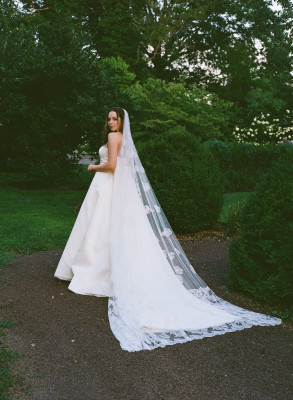 Elizabeth Gillies - Wedding in New Jersey by Emily Lipson 08/08/2020 фото №1296111