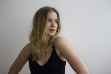 Элизабет Лэил (Elizabeth Lail) 93 фото