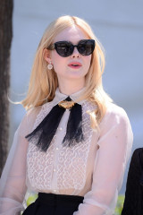 Elle Fanning – Jury Photocall at the Cannes Film Festival 05/14/2019 фото №1173740