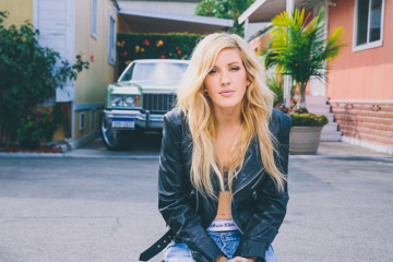 Ellie Goulding - Music Video Outside (2015) фото №1073205