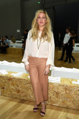 Ellie Goulding - Chloe show as part of the Paris Fashion Week 09/28/2014 фото №1027958