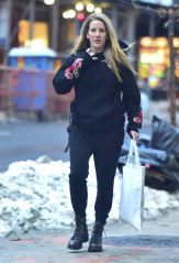 Ellie Goulding - Shopping in New York 01/10/2018 фото №1056490