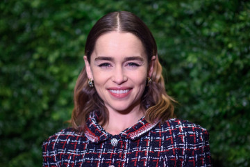 Emilia Clarke - Charles Finch and Chanel Pre-BAFTA Party in London 02/01/2020 фото №1244712