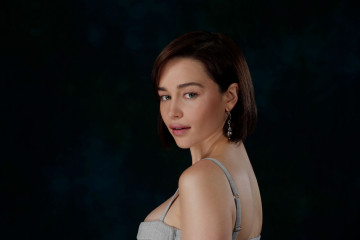Emilia Clarke - Los Angeles Times (2019) фото №1216446