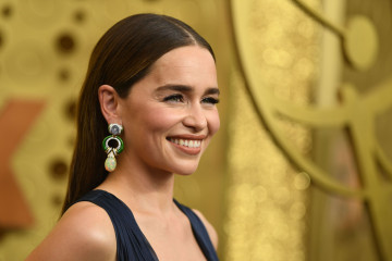 Emilia Clarke - 71st Emmy Awards in Los Angeles 09/22/2019 фото №1220669