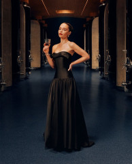 Emilia Clarke – for Pegasus Champaign 2024 фото №1408426
