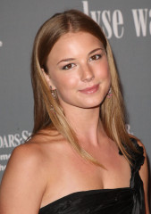 Emily VanCamp - 4th Annual Pink Party 09/13/2008 фото №1319640