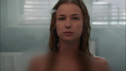 Emily VanCamp - Revenge (2013) 2x19 'Identity' фото №1324993