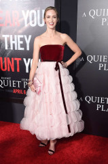 Emily Blunt – ‘A Quiet Place’ Premiere in New York фото №1059161