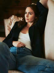 Emily Blunt by Matt Easton for The Sunday Times Style // May 2021 фото №1298598