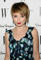 Emily Browning фото №709262
