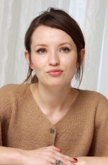 Emily Browning фото №704500