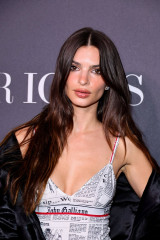 Emily Ratajkowski фото №1350967