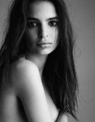 Emily Ratajkowski фото №760474