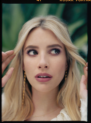 Emma Roberts by Sasha Samsonova for Cosmopolitan || Dec 2020 фото №1281729