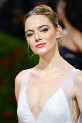 Emma Stone - 2022 MET Gala 05/02/2022 фото №1342239