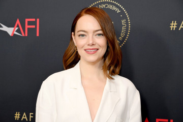Emma Stone at AFI Awards Luncheon in Los Angeles 01/12/24 фото №1385148