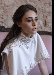 Эсра Билгич (Esra Bilgic) 7 фото