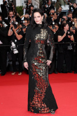 Eva Green – “Furiosa: A Mad Max Saga” Red Carpet at Cannes Film Festival фото №1395285