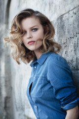 Eva Herzigova фото