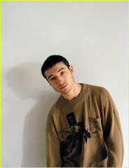 Ezra Miller for Wonderland фото №1023954