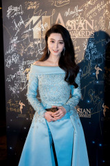 Fan BingBing at 11th Asian Film Awards in Hong Kong фото №949394