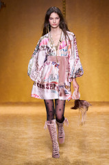 Zimmermann Autumn/Winter 2020 Fashion Show in New York  фото №1247337
