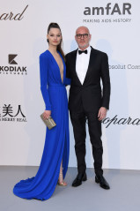 Faretta Radic - amfAR Cannes Gala at Hotel du Cap-Eden-Roc  фото №1274634