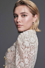 Florence Pugh by Jem Mitchell for Netflix Queue (2022) фото №1360199