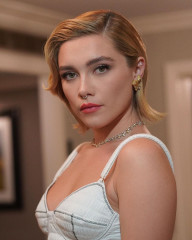 Florence Pugh - 'The Wonder' Dublin Premiere Portraits 10/26/2022 фото №1354623