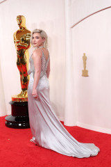 Florence Pugh – Oscars 2024 Red Carpet фото №1390797