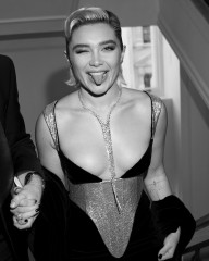 Florence Pugh by Pip Bourdillon фото №1410677