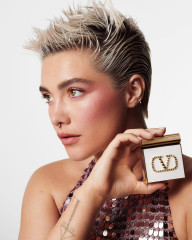 Florence Pugh for VALENTINO BEAUTY фото №1384047