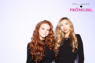 Francesca Capaldi – Kalani Hearts PromGirl Collection Launch Party Photobooth фото №1138102
