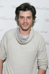 Francois Arnaud фото №732863