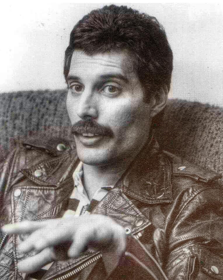 Фредди Меркьюри (Freddie Mercury)