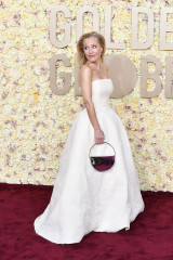 Gillian Anderson – Golden Globe Awards 2024 фото №1384602