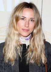 Gillian Zinser фото №970192