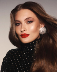 Grace Elizabeth - Estée Lauder (2022) фото №1341823