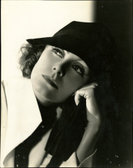 Greta Garbo фото №389892