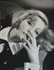 Greta Garbo фото №397720