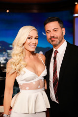 Gwen Stefani - Jimmy Kimmel Live 12/06/2018 фото №1124230