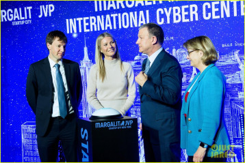 Gwyneth Paltrow - JVP International Cyber Center Grand Opening in NY 02/03/2020 фото №1245558