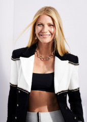 Gwyneth Paltrow by Amanda Demme for Town & Country Magazine (May 2020) фото №1254136