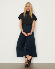 Gwyneth Paltrow - G Label Core (February 2022) фото №1334580