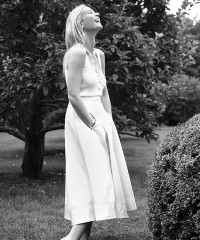 Gwyneth Paltrow ~ Hampton’s Magazine Modern Luxury July 2023 фото №1376456
